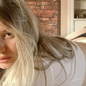 Lara Rose Laararose Laararosebackup Laararosee Nude Onlyfans Lara Rose Laararose Laararosebackup Laararosee Nude Onlyfans